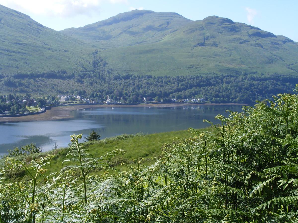 Twostones Bed and Breakfast Arrochar Buitenkant foto
