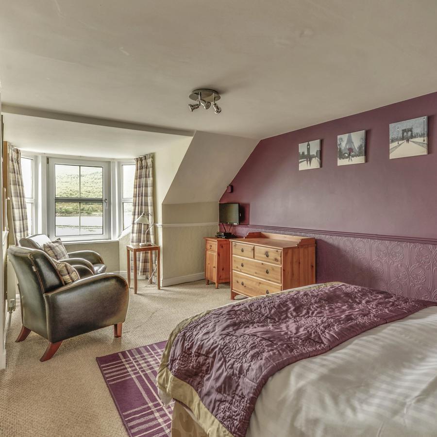 Twostones Bed and Breakfast Arrochar Buitenkant foto